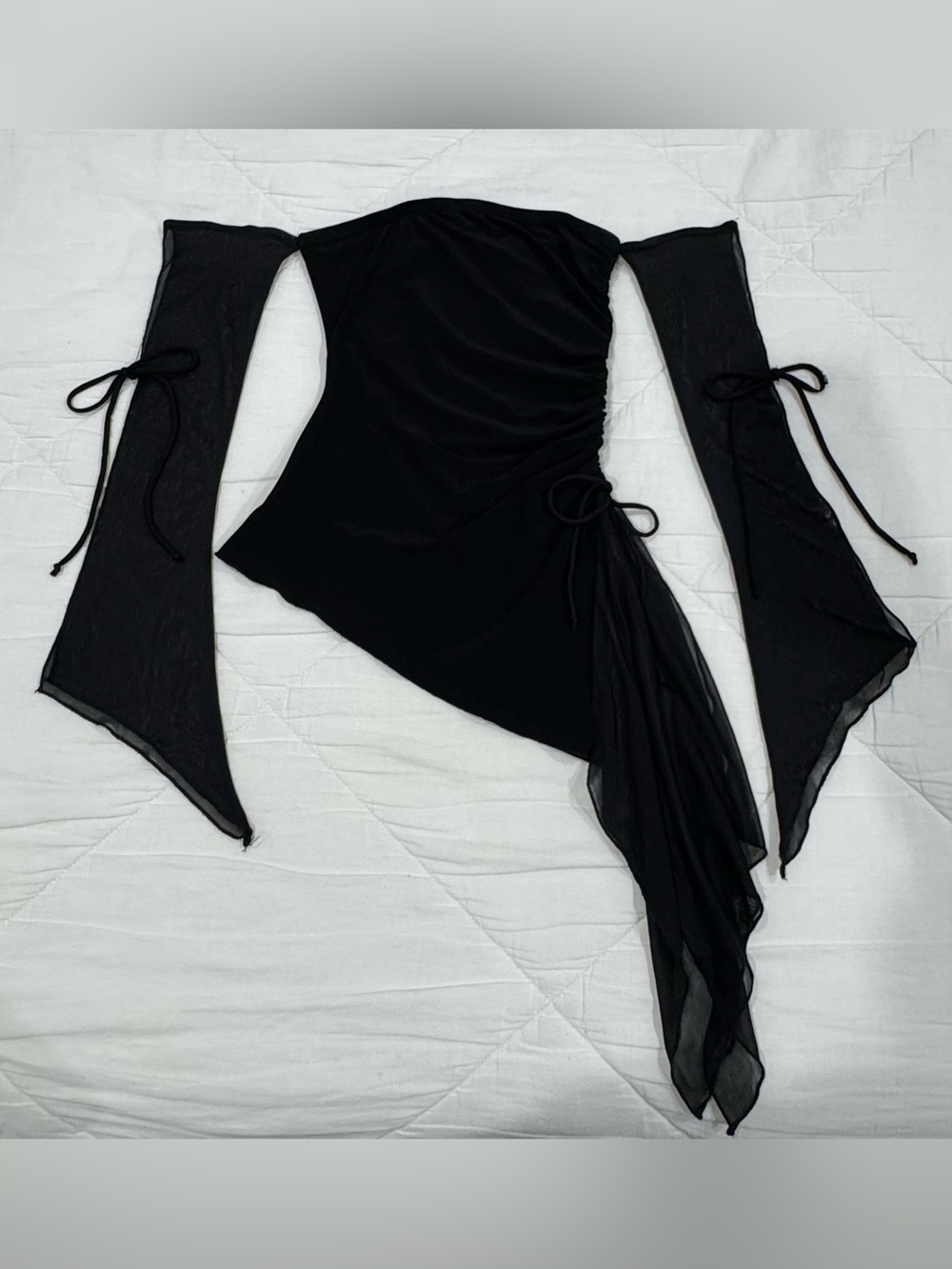 Forever 21 Y2K Women’s Junior Black Tube Top with Sheer Sleeves Size Small